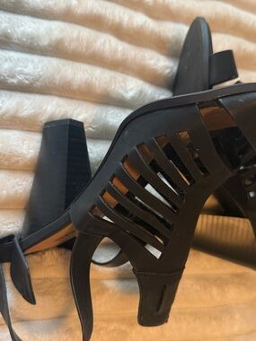 Soda Black Cutout Block Heel Sandals